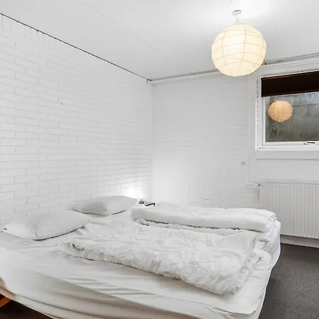 Stilla - 19km From The Sea By Interhome Vakantiehuis Ostervra